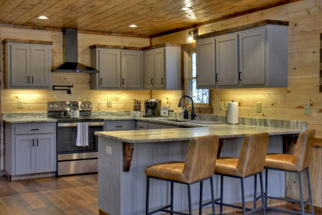 Rosewood Retreat - Hot Tub Fire Pit Pool Table Villa Blue Ridge Buitenkant foto