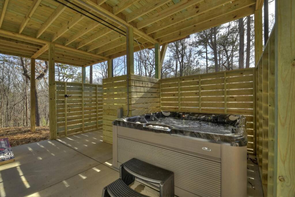 Rosewood Retreat - Hot Tub Fire Pit Pool Table Villa Blue Ridge Buitenkant foto